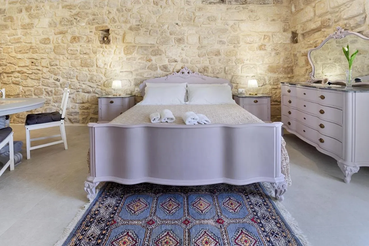 Guest house Hyblaliferooms Ragusa Italy
